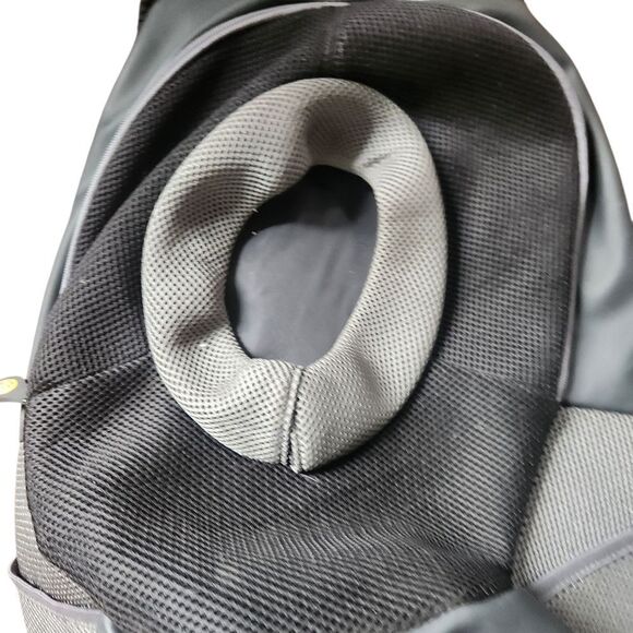 Wacky Paws Animal Backpack Large Black Gray Pet Transport Carrying Bag Head Hole - Picture 8 of 9